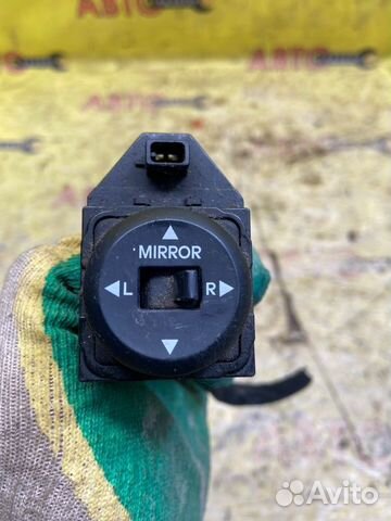 Блок управления зеркалом Kia Sportage SL G4KD 2013