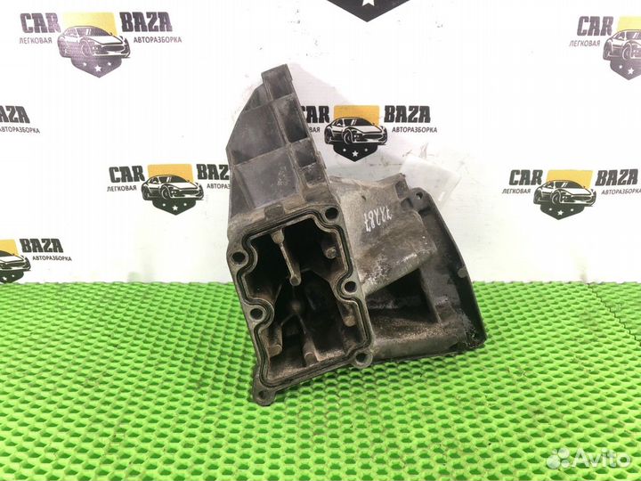 Кронштейн компрессора кондиционера