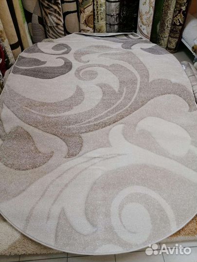 Ковёр 2* 3 новый