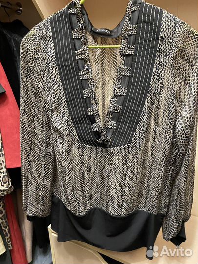 Женская одежда размер50 (Платье,юбка,блузки,халат)