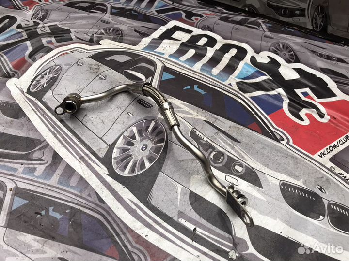 Трубка на турбину мотора n54 bmw n54b30