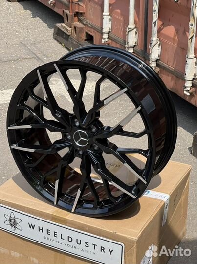 Кованые диски GLS 167 Mercedes AMG R22