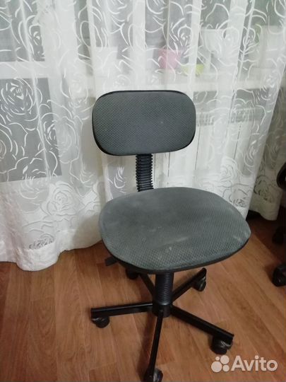 Компьютерное кресло