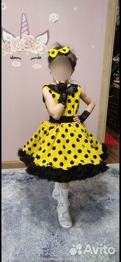 Платье на девочку,на 6-7 лет