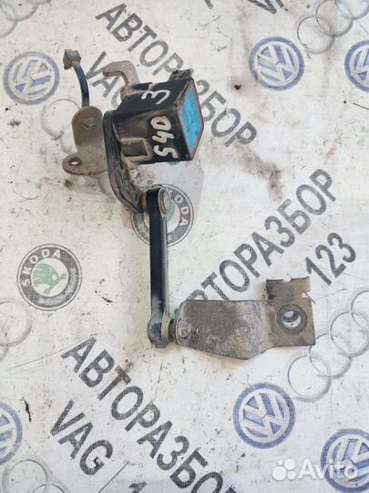 Датчик дорожного просвета задний Volvo S40