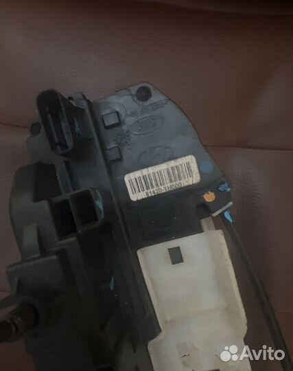 Замок двери задней правой Киа Сид Kia Ceed ED 1