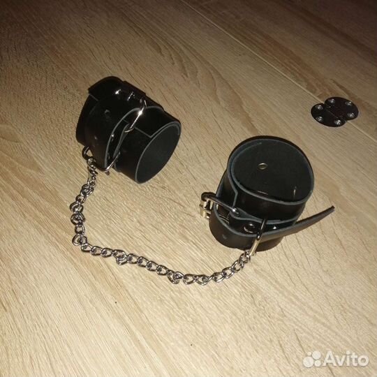 Кожаные Браслеты /наручники из кожи