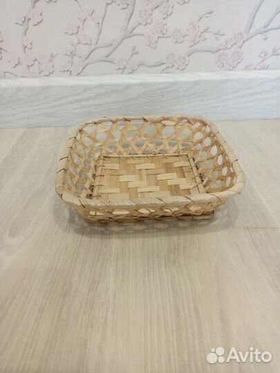 Корзина плетеная