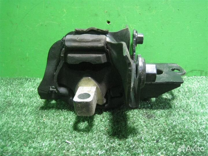 Опора (подушка) кпп Skoda Fabia 5J 2010