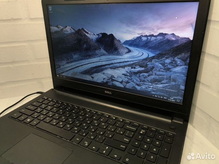 Резвый ноутбук Dell с SSD