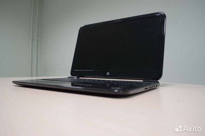 Ноутбук HP i3