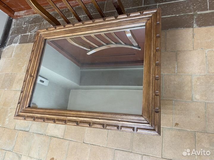 Зеркало настенное