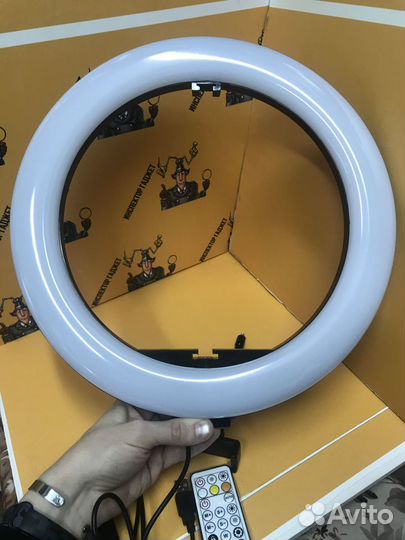 Кольцевая RGB LED лампа (36см) с пультом