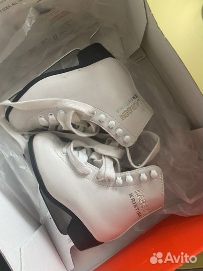 Фигурные коньки edea