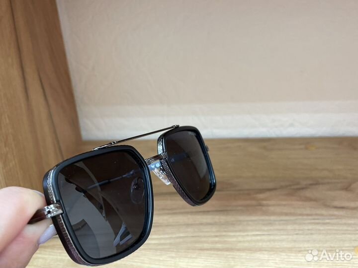 Солнцезащитные очки мужские Prada