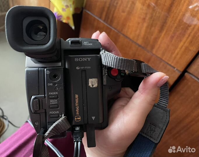 Видеокамера sony handycam video 8 CCD-TRV 68 ntsc