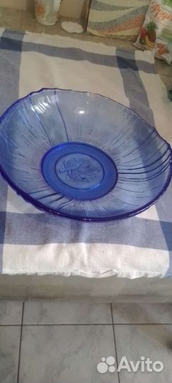 Фруктовница из цветного стекла