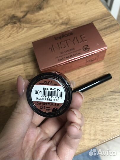 Гелевая подводка topface