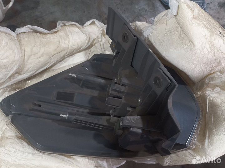 Фара задняя правая