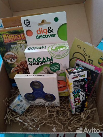 Подарок девочке, мальчику коробочка сюрприз