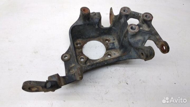 Кулак поворотный задний левый Ford Focus 3 2.0