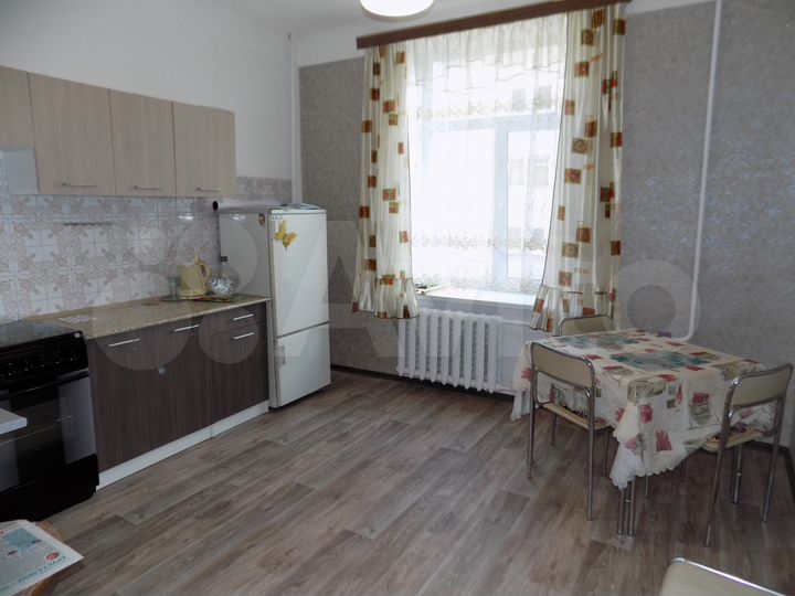 2-к. квартира, 63 м², 4/6 эт.