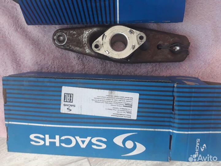 Комплект сцепления Sachs 3000 950 072 для 1,4 TSI