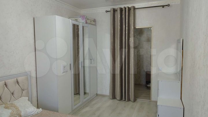 2-к. квартира, 52 м², 3/9 эт.