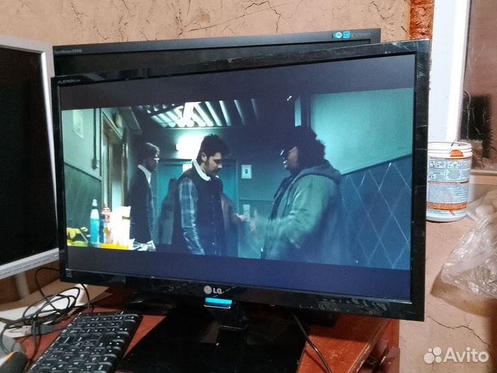 Монитор LG E2360