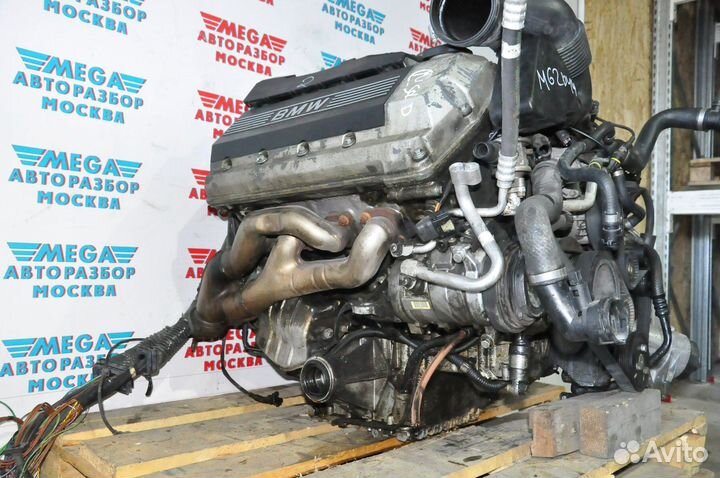 Двигатель M62B44