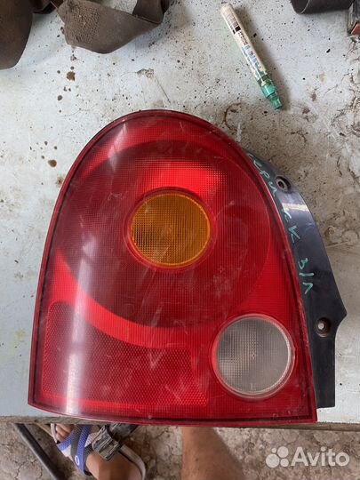 Задний левый фонарь chery qq