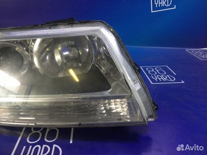 Фара правая Suzuki Grand Vitara TD54 J20A 2007