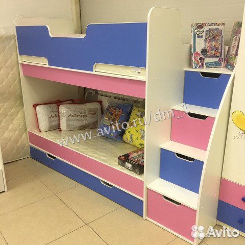 Кровать двухъярусная