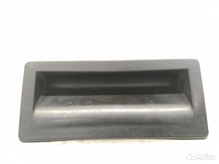 Кнопка открывания багажника задняя Audi A4 B8