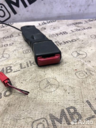 Замок ремня безопасности передний Mercedes Ml W163