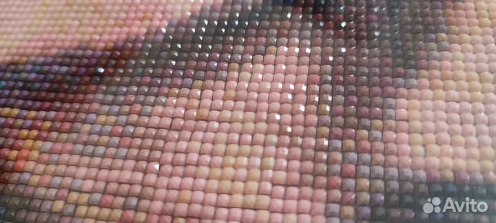 Готовая картина из алмазной мозаики