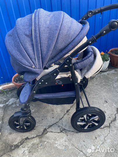 Продам детскую коляску 3 в1
