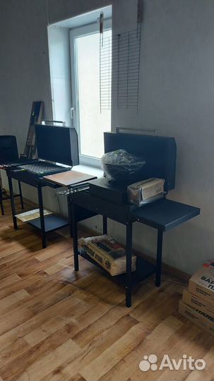 Мангал с крышкой и полкой