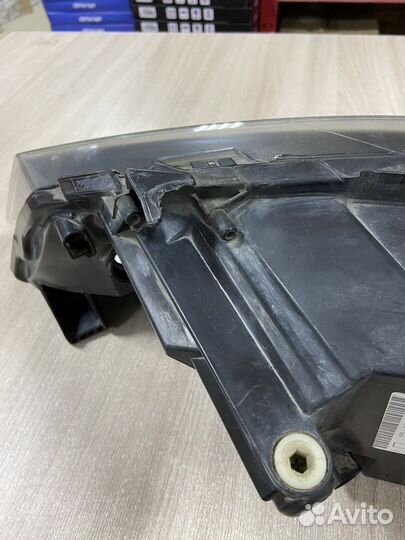 Правая фара поло седан оригинал VAG