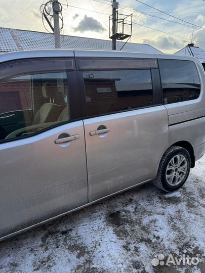 Nissan Serena 2.0 CVT, 2009, 265 630 км
