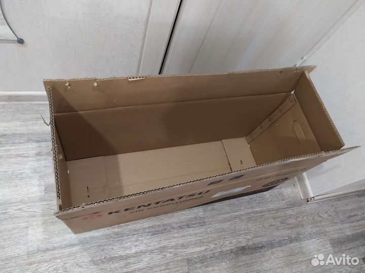 Картонные коробки различного размера от техники