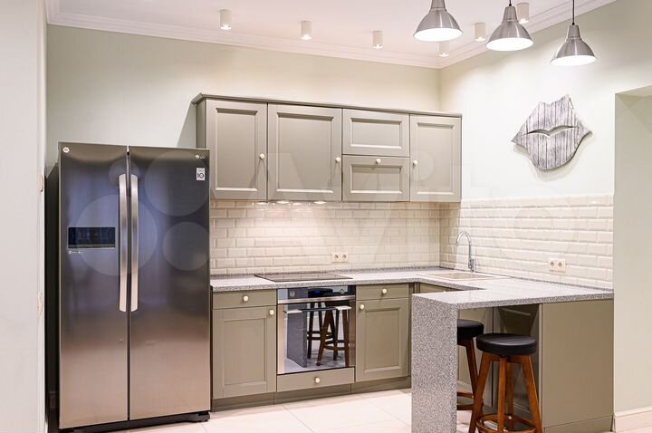 4-к. квартира, 127 м², 17/23 эт.