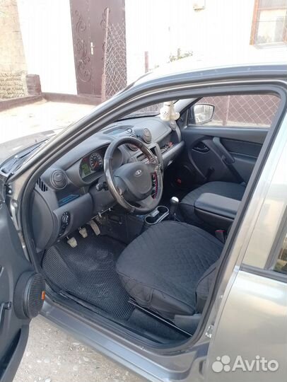 Сиденья granta