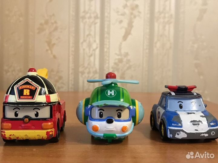 Машинки игрушки Robocar Poli