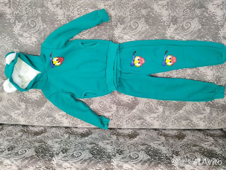 Костюм детский новый