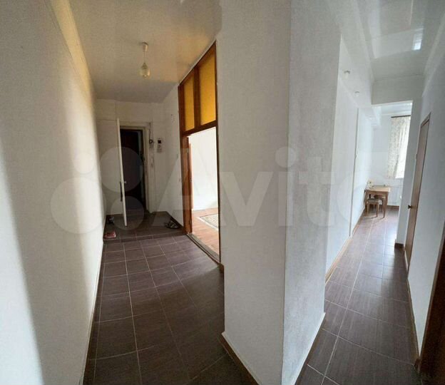 2-к. квартира, 54 м², 3/5 эт.