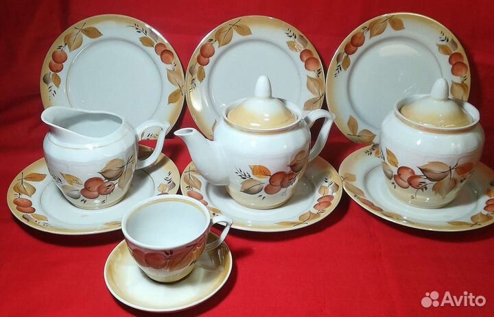 Сервиз фарфоровый СССР