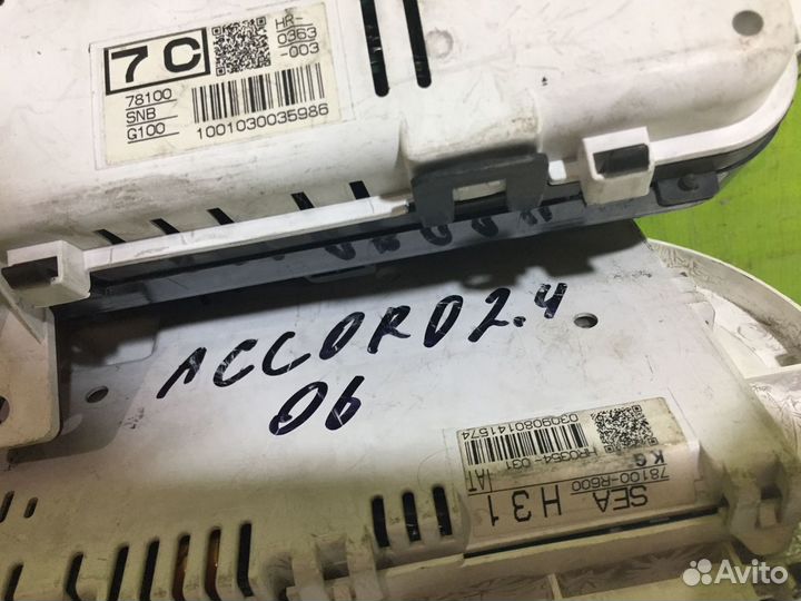 Панель приборов Honda Civic 8 4D 78100snbg100