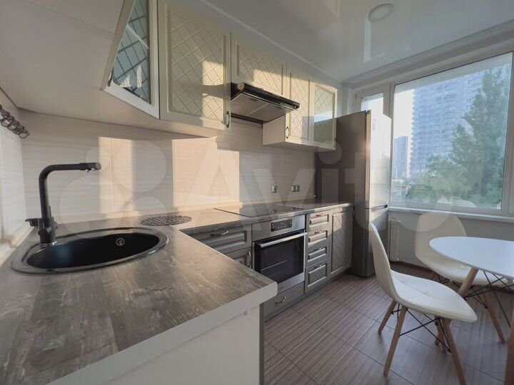 Комната 11 м² в 3-к., 9/24 эт.