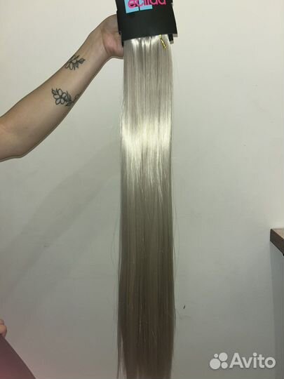 Волосы на заколках